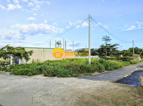 Bán lô đất 237m2 thổ cư góc 2 mặt tiền xã phú hội,đức trọng,lâm đồng. giá 1.8 tỷ tl