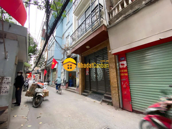 Bán nhà mặt phố phùng khoang nhà cũ 45m x4t kinh doanh buôn bán tốt gần lương thế vinh