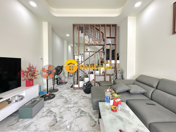 Mặt tiền phan văn trị bình thạnh 100m2 5 tầng mới xây chỉ 19 tỷ 35